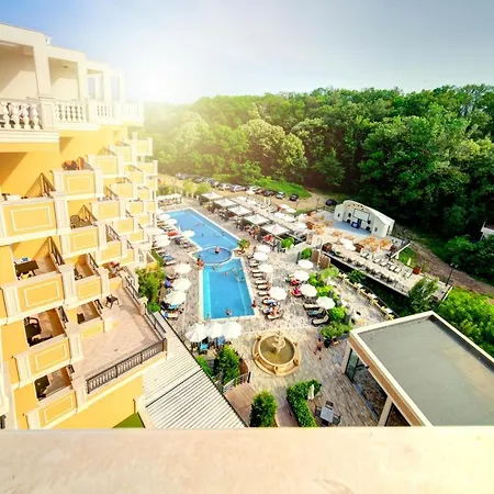 Marine Sands Apartment *